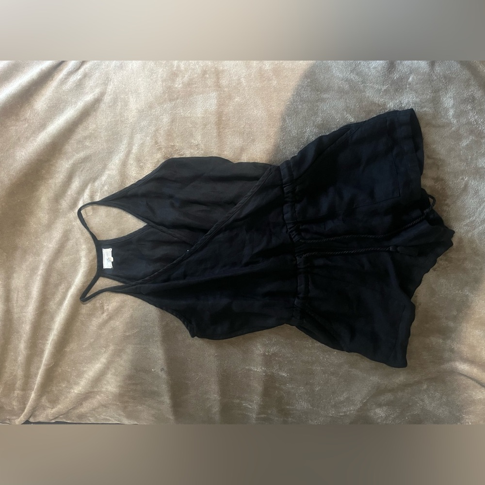 Lou & Grey Black Sleeveless Romper